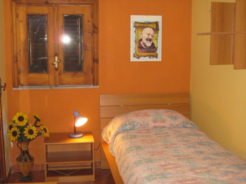 Villa Nina Trecastagni Habitación foto