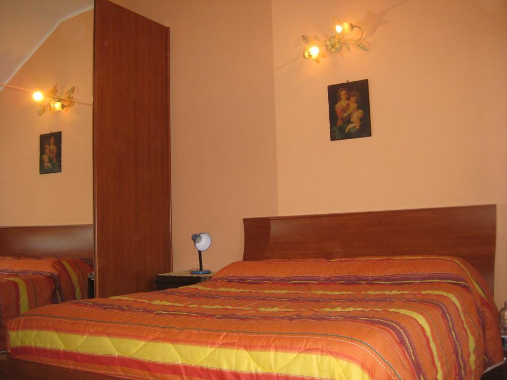 Villa Nina Trecastagni Habitación foto