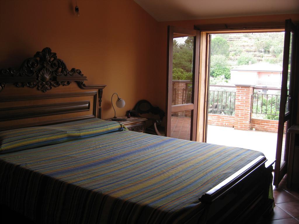 Villa Nina Trecastagni Habitación foto